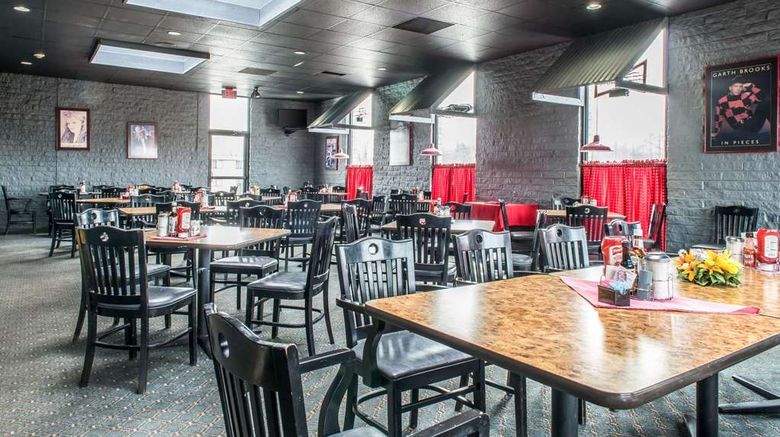 <b>Quality Inn and Suites Fairview Erie Restaurant</b>. Images powered by <a href="https://iceportal.shijigroup.com/" title="IcePortal" target="_blank">IcePortal</a>.