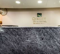 Quality Inn and Suites Fairview Erie Lobby