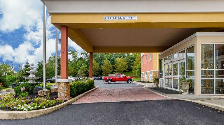 <b>Comfort Suites Gettysburg Exterior</b>. Images powered by <a href="https://iceportal.shijigroup.com/" title="IcePortal" target="_blank">IcePortal</a>.
