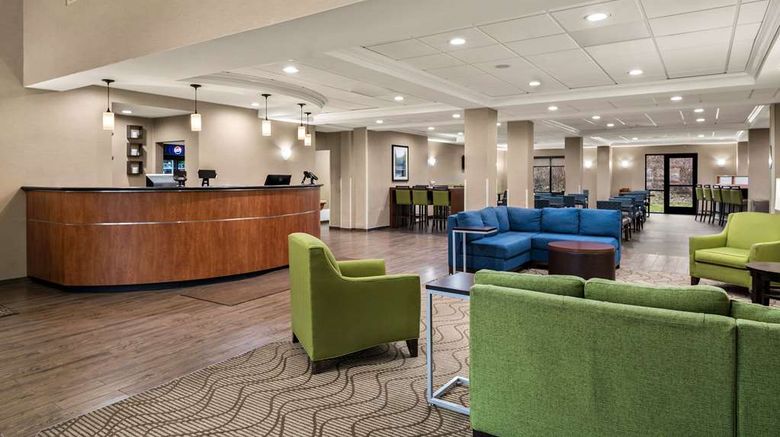 <b>Comfort Suites Hummelstown Lobby</b>. Images powered by <a href="https://iceportal.shijigroup.com/" title="IcePortal" target="_blank">IcePortal</a>.