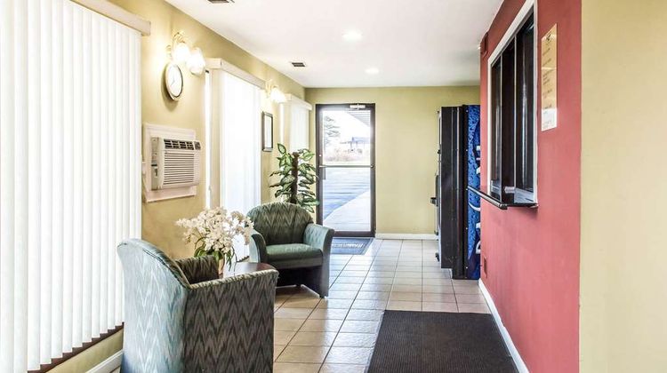 Rodeway Inn Shippensburg Lobby