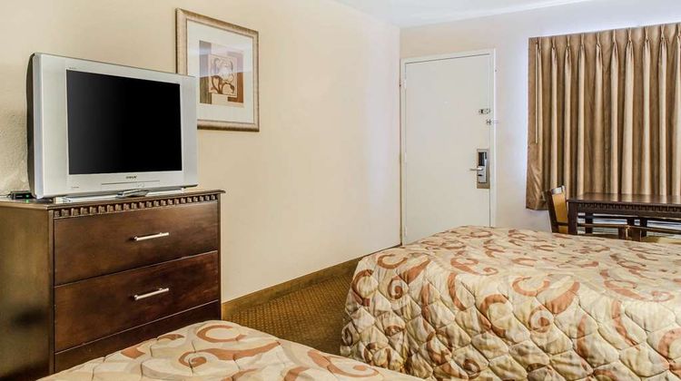 Rodeway Inn Shippensburg Room