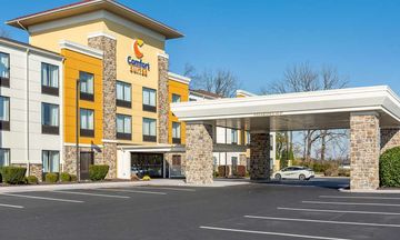 Comfort Suites Amish Country