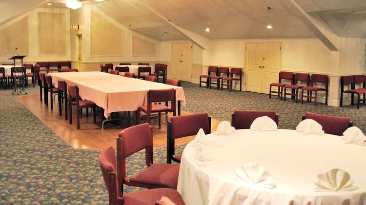 Rodeway Inn & Suites Lantern Lodge Meeting