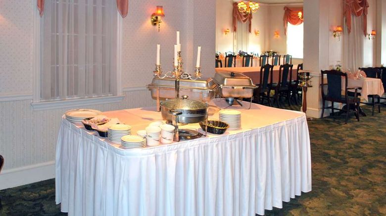 <b>Rodeway Inn & Suites Lantern Lodge Restaurant</b>. Images powered by <a href="https://iceportal.shijigroup.com/" title="IcePortal" target="_blank">IcePortal</a>.