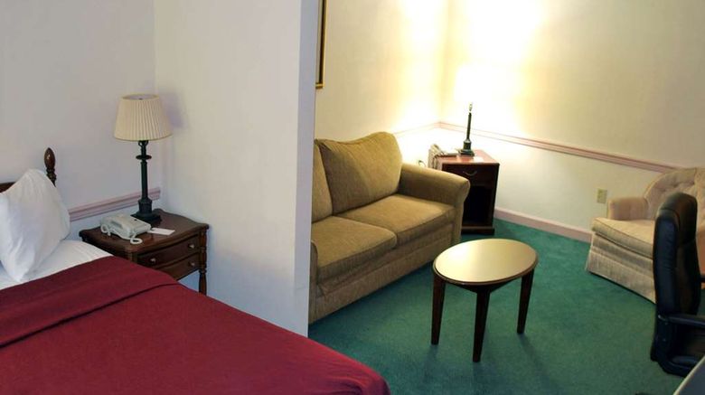 <b>Rodeway Inn & Suites Lantern Lodge Room</b>. Images powered by <a href="https://iceportal.shijigroup.com/" title="IcePortal" target="_blank">IcePortal</a>.