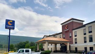 Comfort Suites