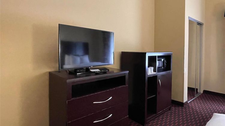 Comfort Suites Suite