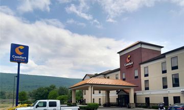 Comfort Suites