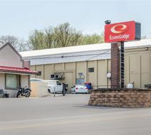 Econo Lodge Exterior