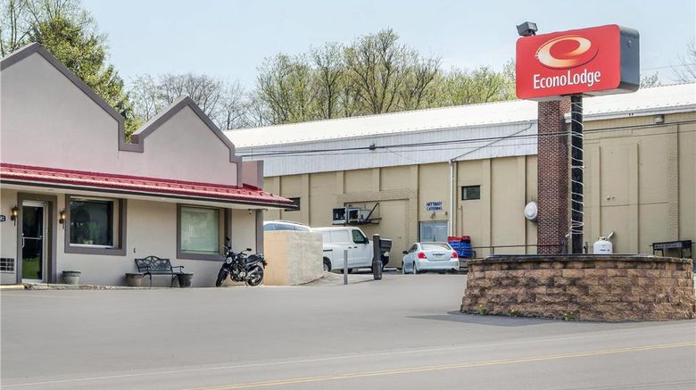 <b>Econo Lodge Exterior</b>. Images powered by <a href="https://iceportal.shijigroup.com/" title="IcePortal" target="_blank">IcePortal</a>.