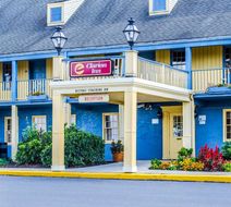 Clarion Inn-Historic Strasburg Inn Exterior