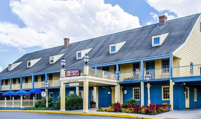 Clarion Inn-Historic Strasburg Inn Exterior