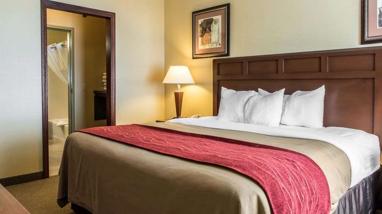 <b>Red Roof Inn & Suites Bloomsburg Mifflin Suite</b>. Images powered by <a href="https://iceportal.shijigroup.com/" title="IcePortal" target="_blank">IcePortal</a>.