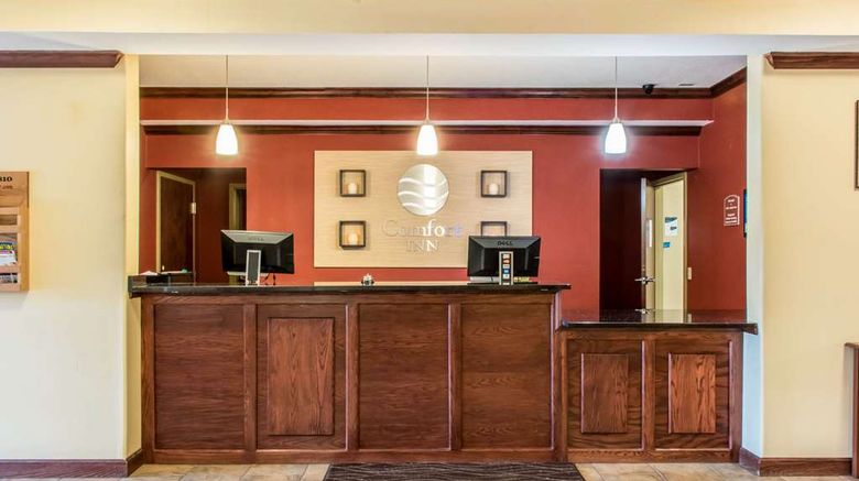 <b>Red Roof Inn & Suites Bloomsburg Mifflin Lobby</b>. Images powered by <a href="https://iceportal.shijigroup.com/" title="IcePortal" target="_blank">IcePortal</a>.