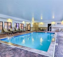 Comfort Suites Pool