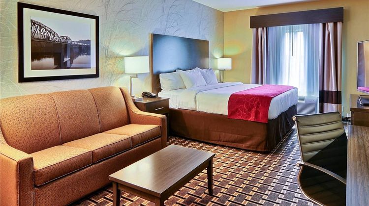Comfort Suites Suite