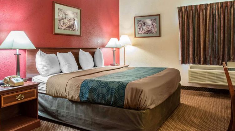 Econo Lodge Carlisle Room
