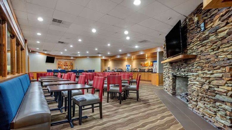 <b>Comfort Inn of Lancaster County North Restaurant</b>. Images powered by <a href="https://iceportal.shijigroup.com/" title="IcePortal" target="_blank">IcePortal</a>.