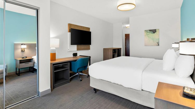Comfort Inn and Suites Tunkhannock Room
