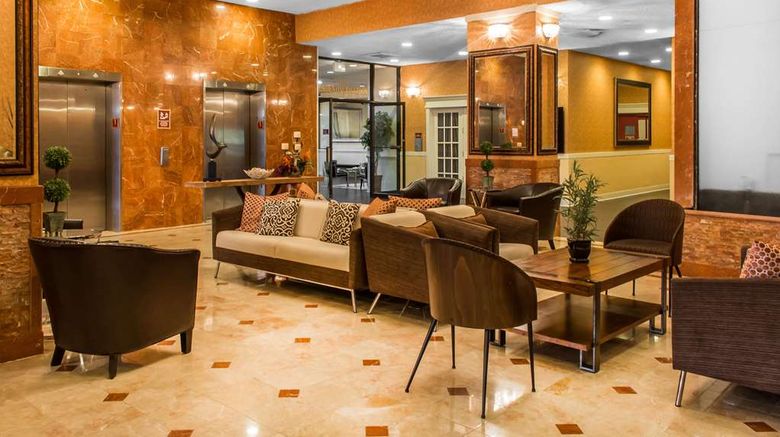<b>Clarion Hotel Philadelphia Intl Airport Lobby</b>. Images powered by <a href="https://iceportal.shijigroup.com/" title="IcePortal" target="_blank">IcePortal</a>.