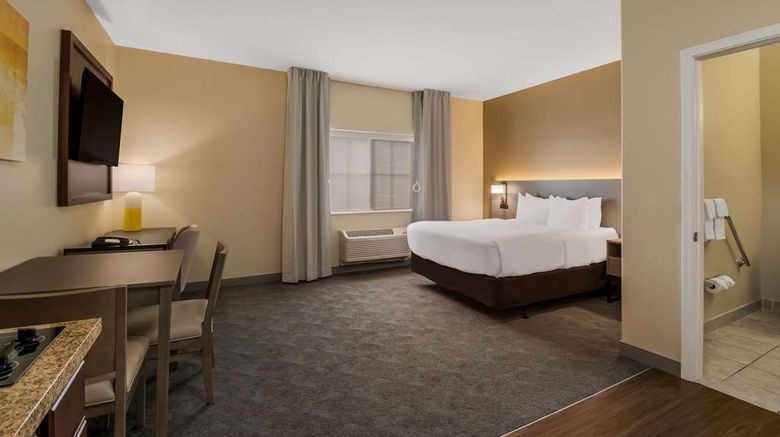 <b>Comfort Inn & Suites Barnesville Room</b>. Images powered by <a href="https://iceportal.shijigroup.com/" title="IcePortal" target="_blank">IcePortal</a>.