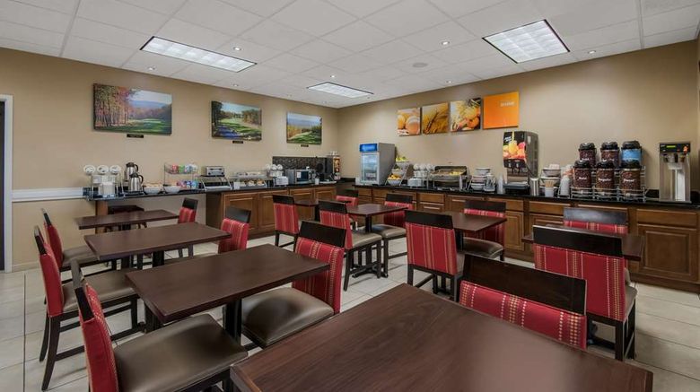 <b>Comfort Inn & Suites Barnesville Restaurant</b>. Images powered by <a href="https://iceportal.shijigroup.com/" title="IcePortal" target="_blank">IcePortal</a>.