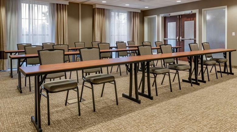 <b>Comfort Inn PA Turnpike-I 81 Meeting</b>. Images powered by <a href="https://iceportal.shijigroup.com/" title="IcePortal" target="_blank">IcePortal</a>.