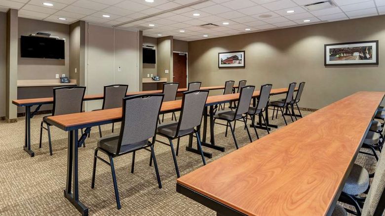 <b>Comfort Inn PA Turnpike-I 81 Meeting</b>. Images powered by <a href="https://iceportal.shijigroup.com/" title="IcePortal" target="_blank">IcePortal</a>.