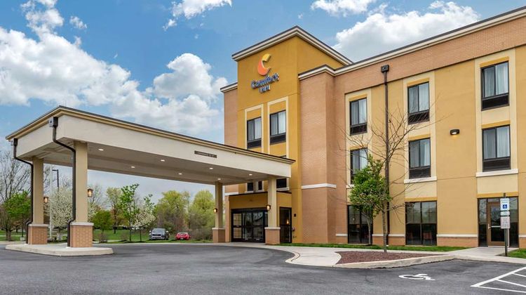 Comfort Inn PA Turnpike-I 81 Exterior