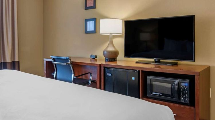 Comfort Inn PA Turnpike-I 81 Room