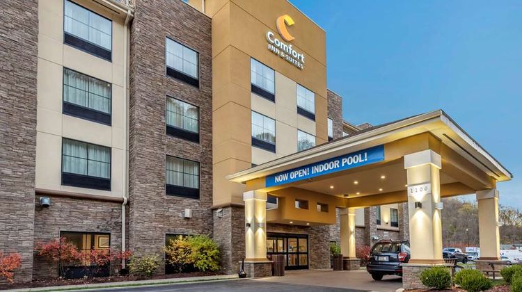 Comfort Inn & Suites Pittsburgh Exterior
