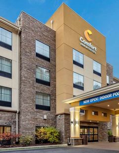 Comfort Inn & Suites Pittsburgh