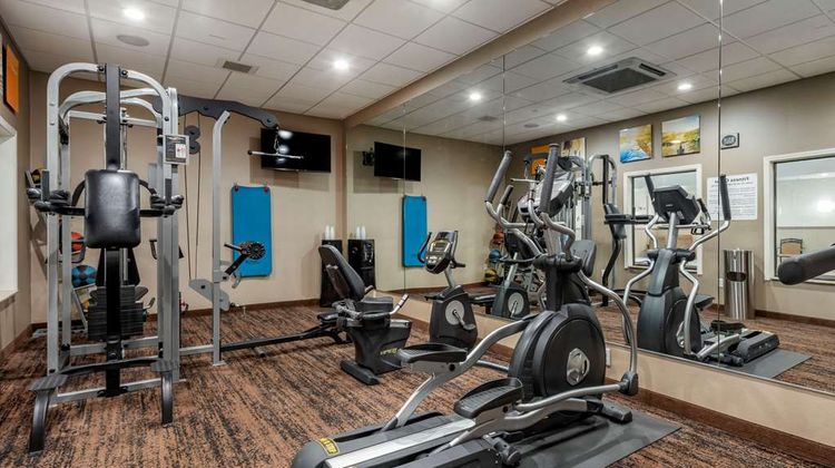Comfort Inn & Suites Pittsburgh Health