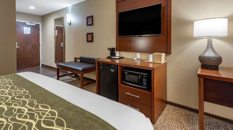 Comfort Inn & Suites Pittsburgh Room