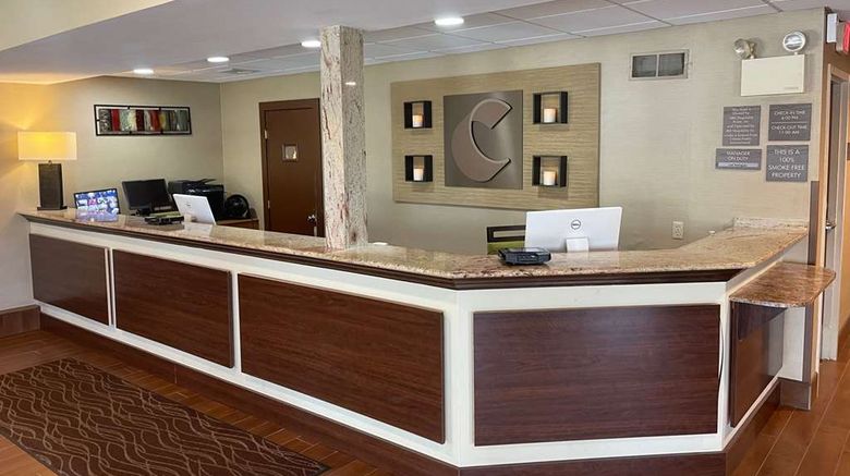 <b>Comfort Inn Lancaster - Rockvale Outlets Lobby</b>. Images powered by <a href="https://iceportal.shijigroup.com/" title="IcePortal" target="_blank">IcePortal</a>.