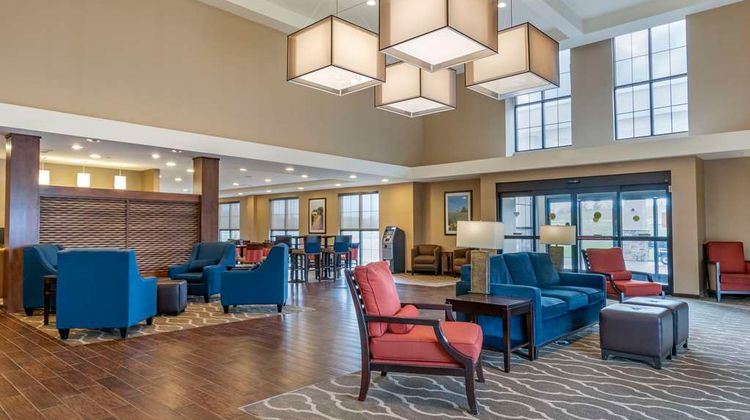 Comfort Suites Manheim Lancaster Lobby