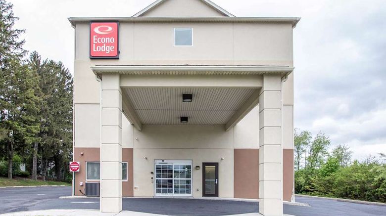Econo Lodge Harrisburg - Hershey Exterior. Images powered by <a href="https://iceportal.shijigroup.com" target="_blank" rel="noopener">Ice Portal</a>.