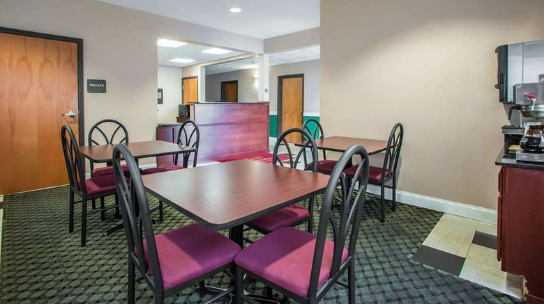 <b>Econo Lodge Harrisburg - Hershey Restaurant</b>. Images powered by <a href="https://iceportal.shijigroup.com/" title="IcePortal" target="_blank">IcePortal</a>.