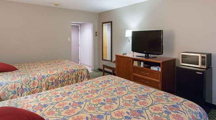 Rodeway Inn Room