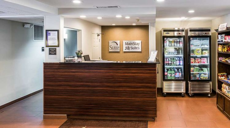 Sleep Inn & Suites Pittsburgh Airport Lobby