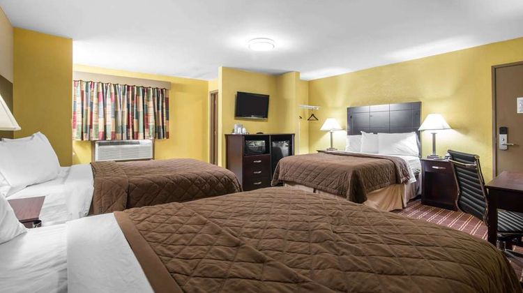 Rodeway Inn Towanda Room
