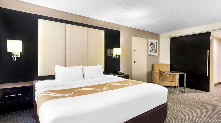 Quality Inn & Suites Altoona Room