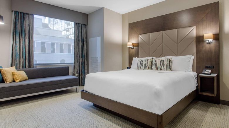 <b>Cambria Hotel Downtown-Center City Suite</b>. Images powered by <a href="https://iceportal.shijigroup.com/" title="IcePortal" target="_blank">IcePortal</a>.