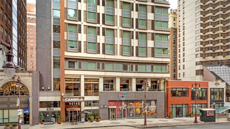 Cambria Hotel Downtown-Center City Exterior