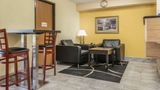 Quality Inn & Suites Pittsburgh Lobby