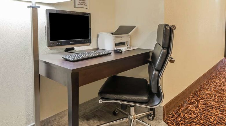 <b>Quality Inn & Suites Pittsburgh Other</b>. Images powered by <a href="https://iceportal.shijigroup.com/" title="IcePortal" target="_blank">IcePortal</a>.