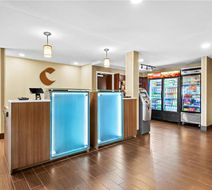 Comfort Inn Chambersburg Lobby