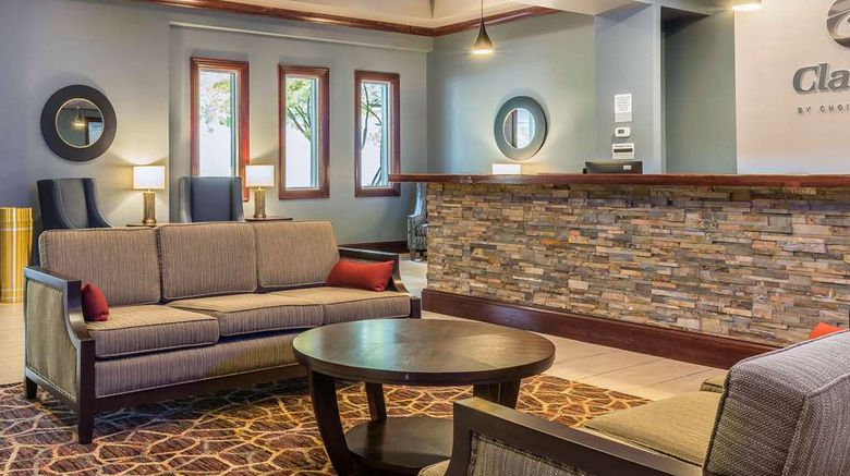 <b>Clarion Inn of Belle Vernon Lobby</b>. Images powered by <a href="https://iceportal.shijigroup.com/" title="IcePortal" target="_blank">IcePortal</a>.