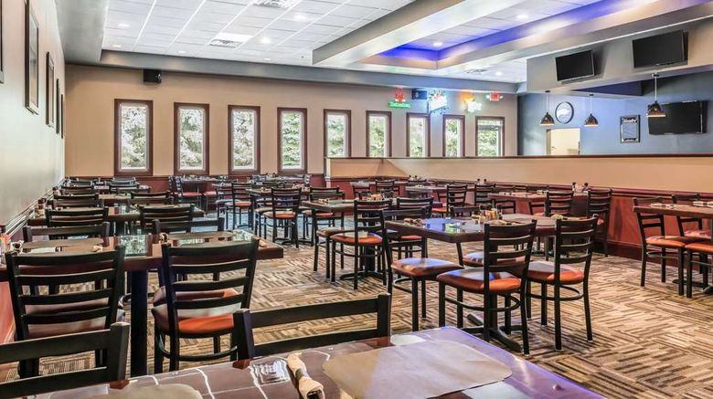 <b>Clarion Inn of Belle Vernon Restaurant</b>. Images powered by <a href="https://iceportal.shijigroup.com/" title="IcePortal" target="_blank">IcePortal</a>.
